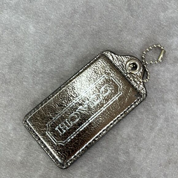 Coach Julia 14968 Script Large Leather Fob - Picture 4 of 7
